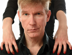 Peter Vollmer – Er hat  die Hosen an - Sie sagt ihm, welche